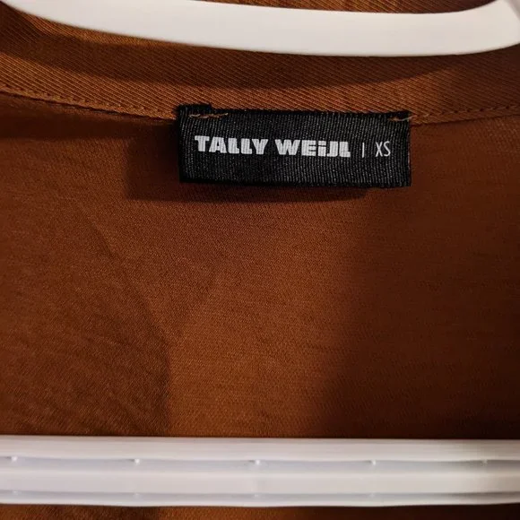 Crop Button Up - Picture 3 of 7